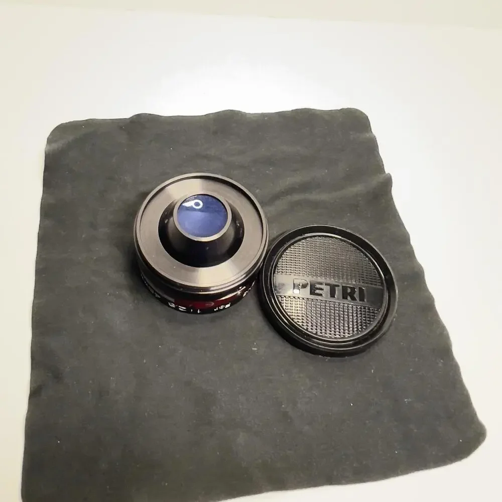 Petri AUX Wide-Angle Lens for 1:28 45mm 7s, with cap